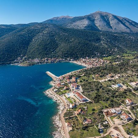 Sea Rock Apartment Agia Efimia Екстериор снимка