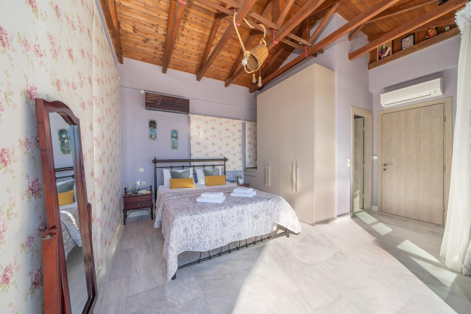 Sea Rock Apartment Agia Efimia Екстериор снимка
