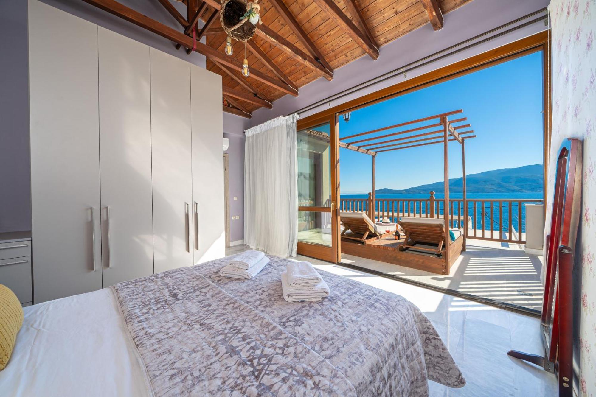 Sea Rock Apartment Agia Efimia Екстериор снимка