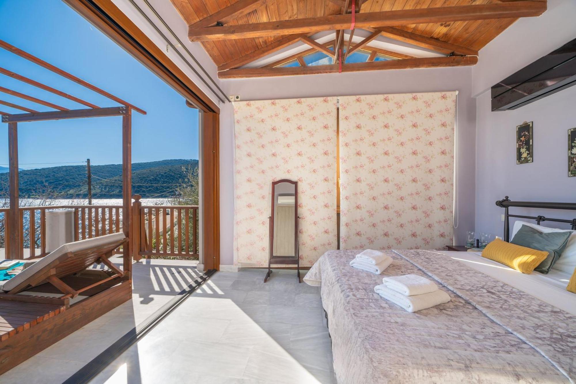 Sea Rock Apartment Agia Efimia Екстериор снимка